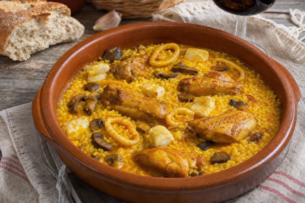 Arroz a la toledana como imagen principal del artículo Hoy en Consuegra no hay nada en el programa de fiestas, y es lo más interesante