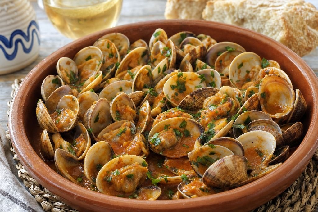 Almejas a la marinera gallegas