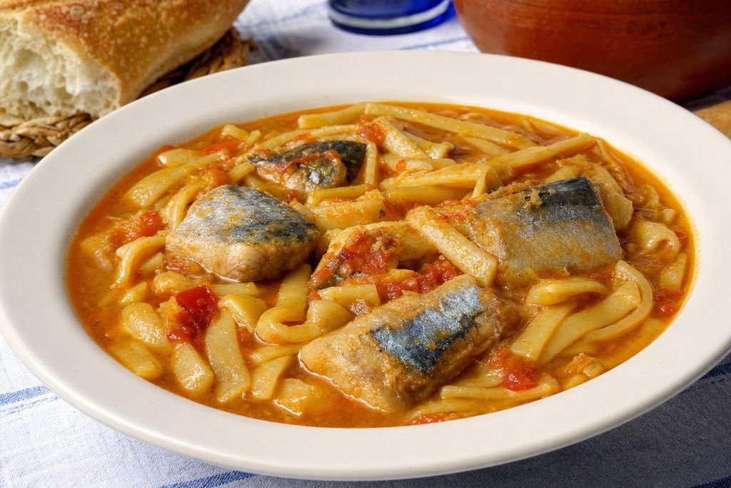 Caballa con babetas gaditana