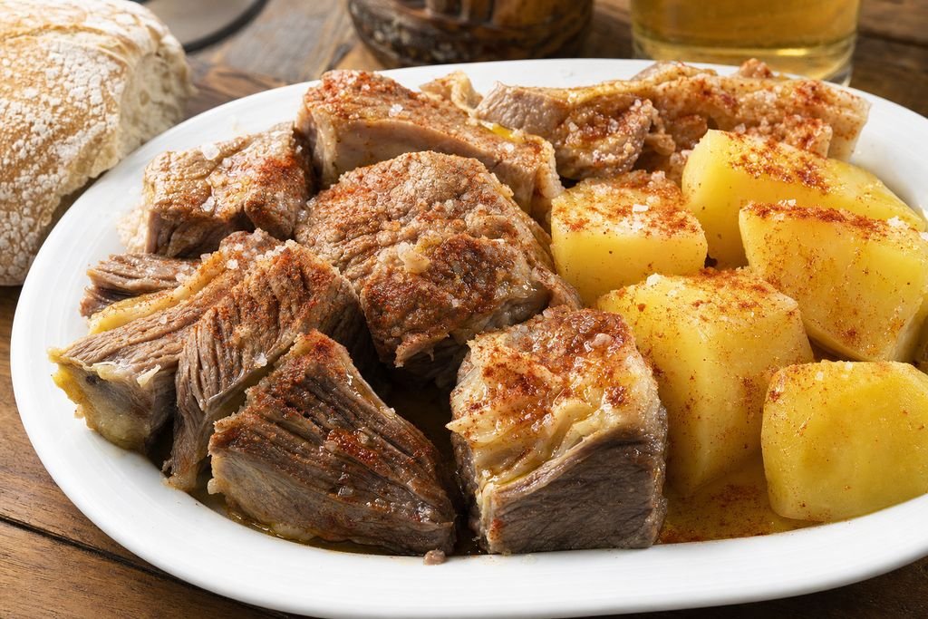 Carne ao caldeiro gallega