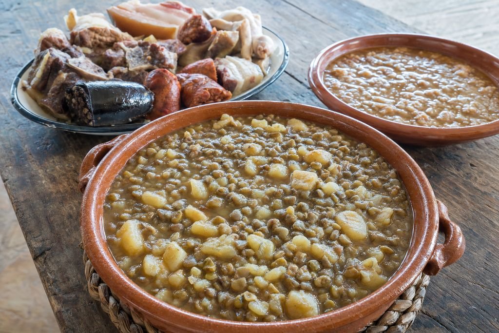 Cocido de arvejas de Campoo