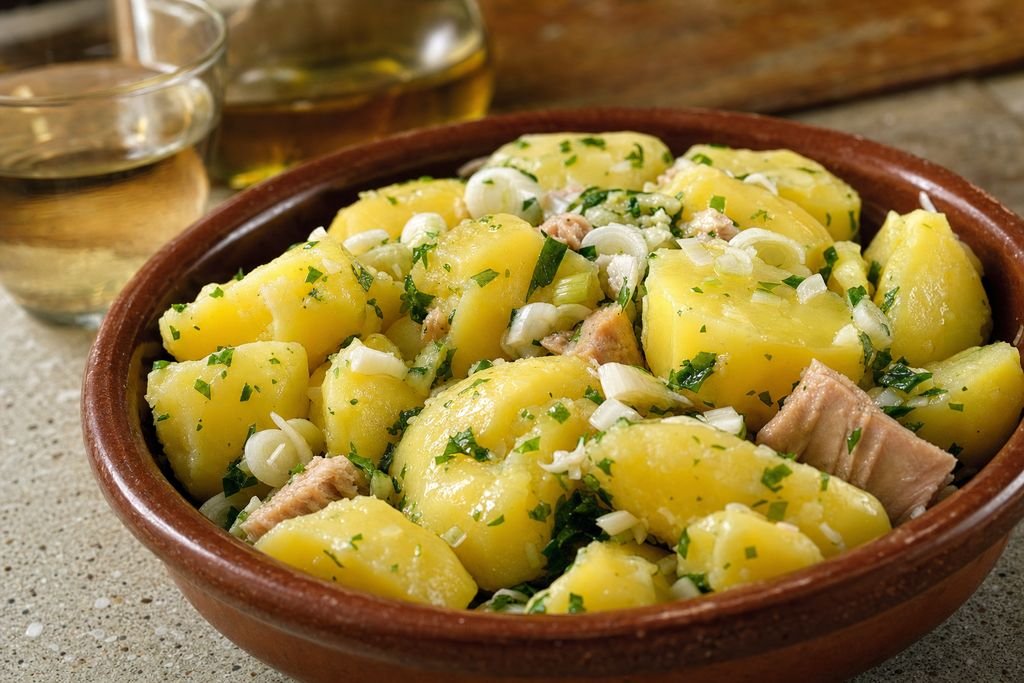 Papas aliñás gaditanas