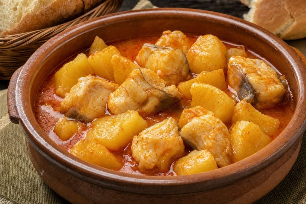 Patatas con congrio palentino