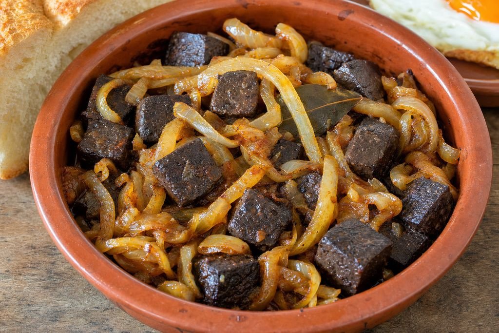 Sangrecilla encebollada andaluza