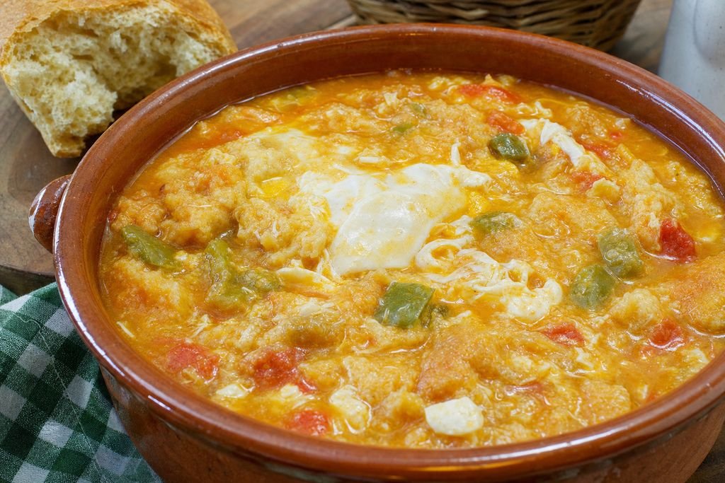 Sopa hervia gaditana